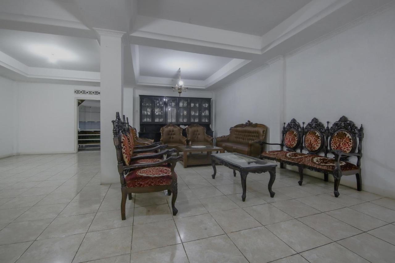 Oyo 3242 Penginapan Saa'Ada Syariah Pagaralam Exterior foto
